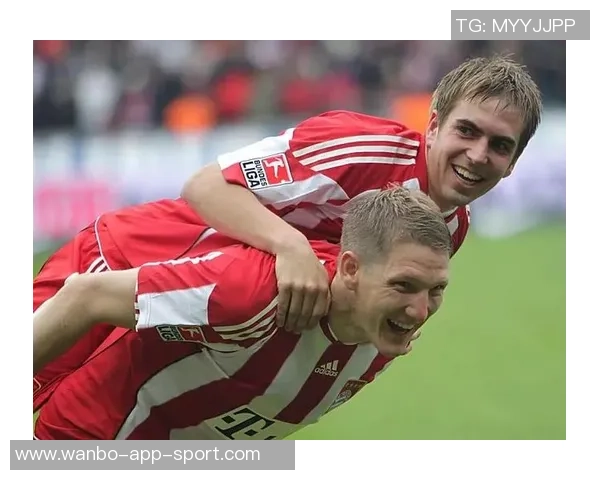 拉姆寄语小猪：你是德国足球历史上不朽的传奇与坚韧的象征